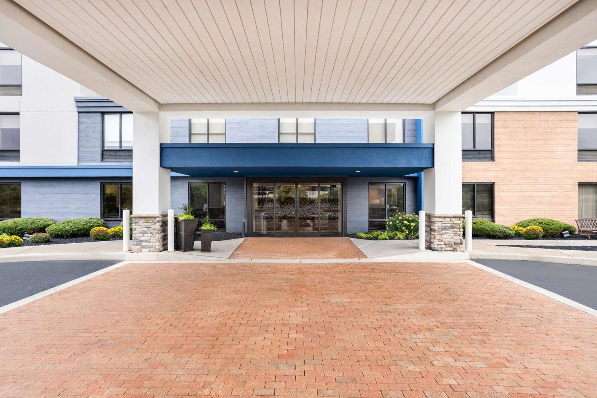 Hampton Inn & Suites Valley Forge/Oaks Phoenixville Exterior photo